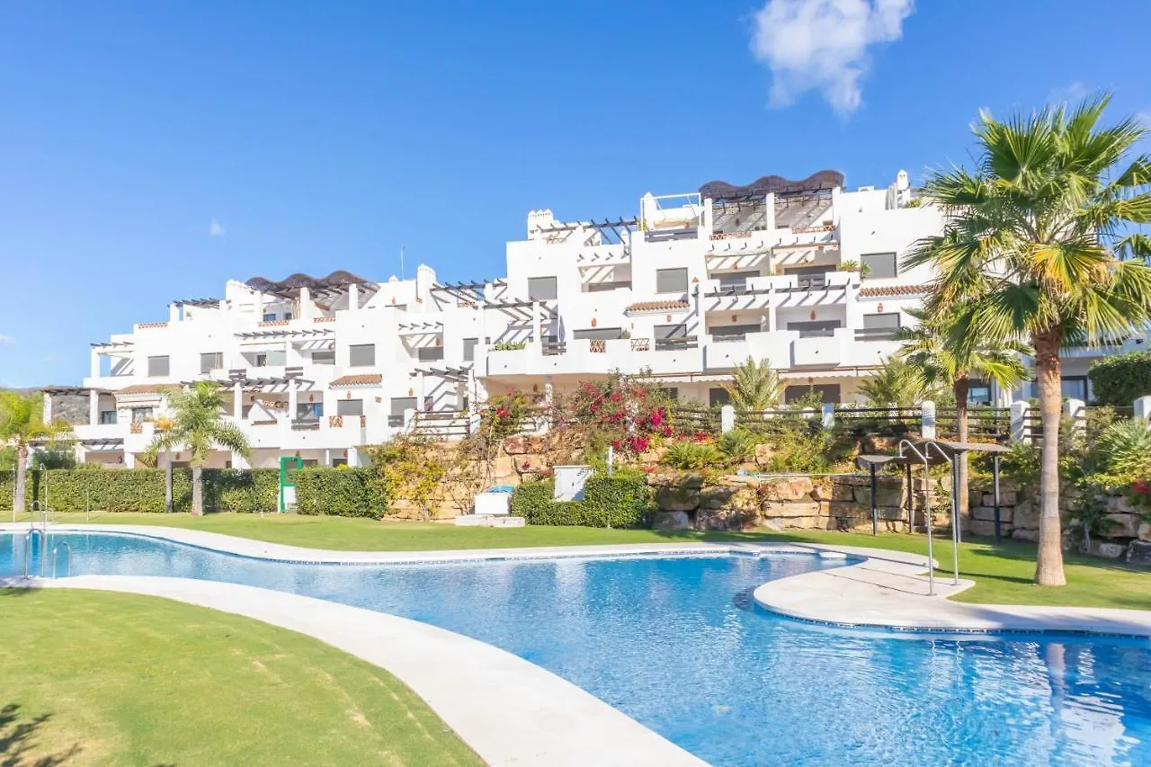 Sunset Golf Elegance - Happy Rentals Estepona Spain