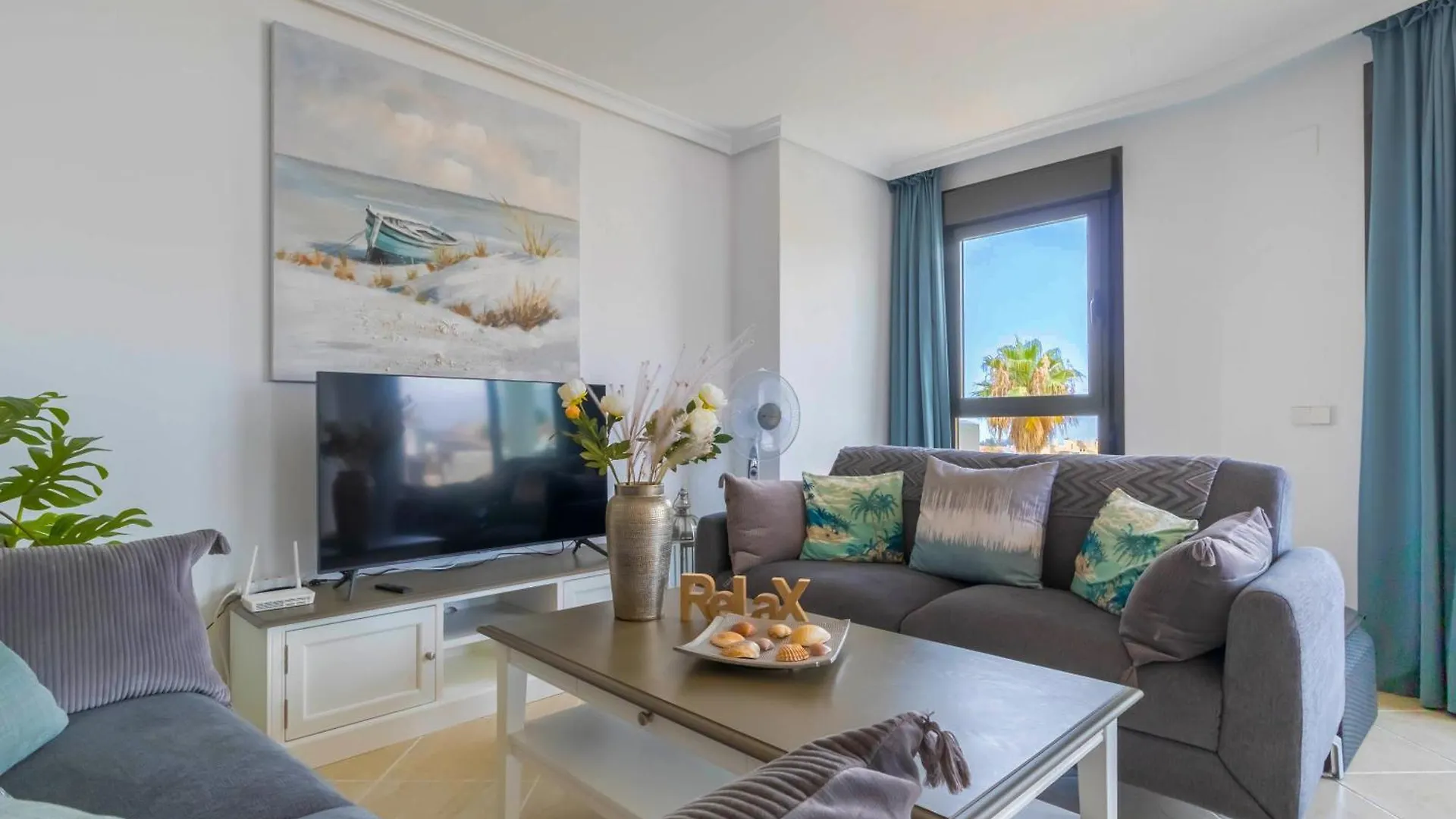 Sunset Golf Elegance - Happy Rentals Estepona Apartment